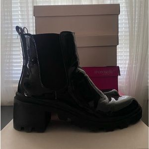 Black shiny boot